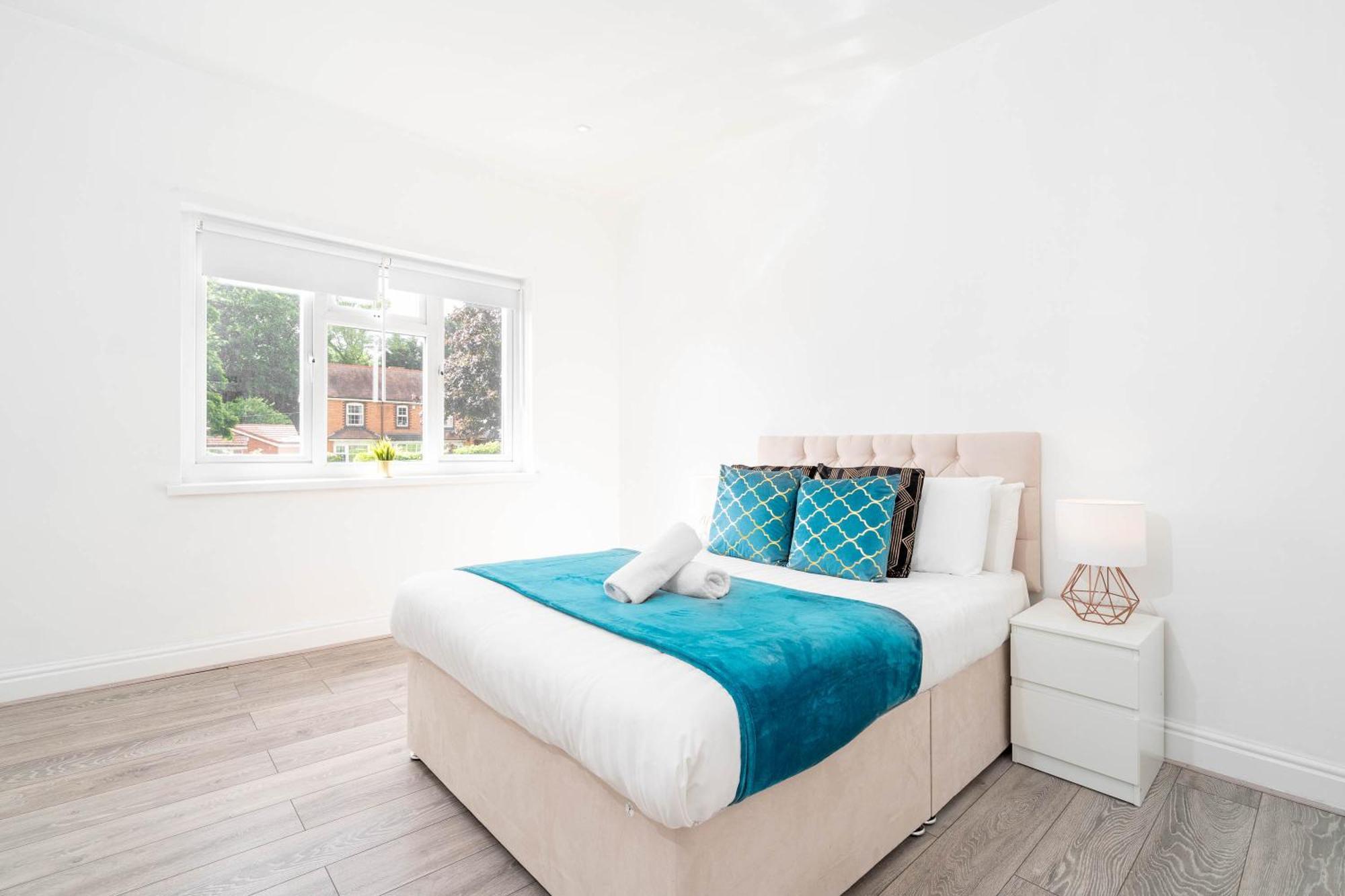Five Bedroom Townhouse - Near City Centre - Edgbaston - On Street Parking - Wifi - Netflix - 974P Бирмингем Экстерьер фото