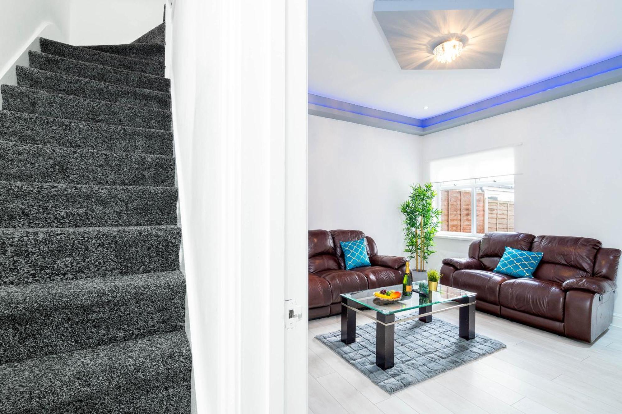 Five Bedroom Townhouse - Near City Centre - Edgbaston - On Street Parking - Wifi - Netflix - 974P Бирмингем Экстерьер фото